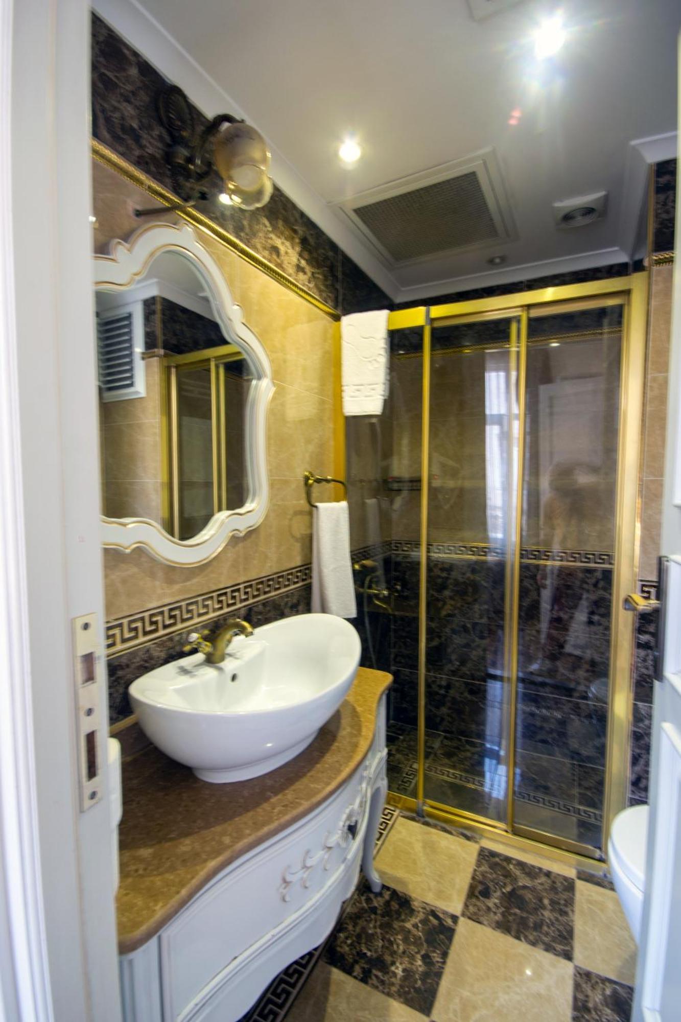 Iq Hotel Istanbul Luaran gambar